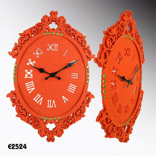 Vintage with Roman numerals (E2524) felt table clocks                   Design : 2087